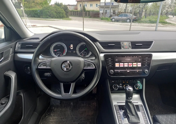 Skoda Superb cena 85900 przebieg: 178000, rok produkcji 2020 z Warszawa małe 781
